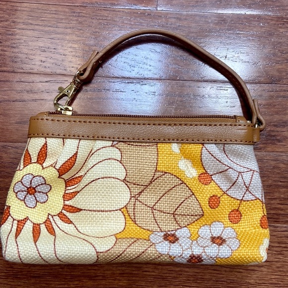 Spartina 449 Wristlet - Picture 4 of 15